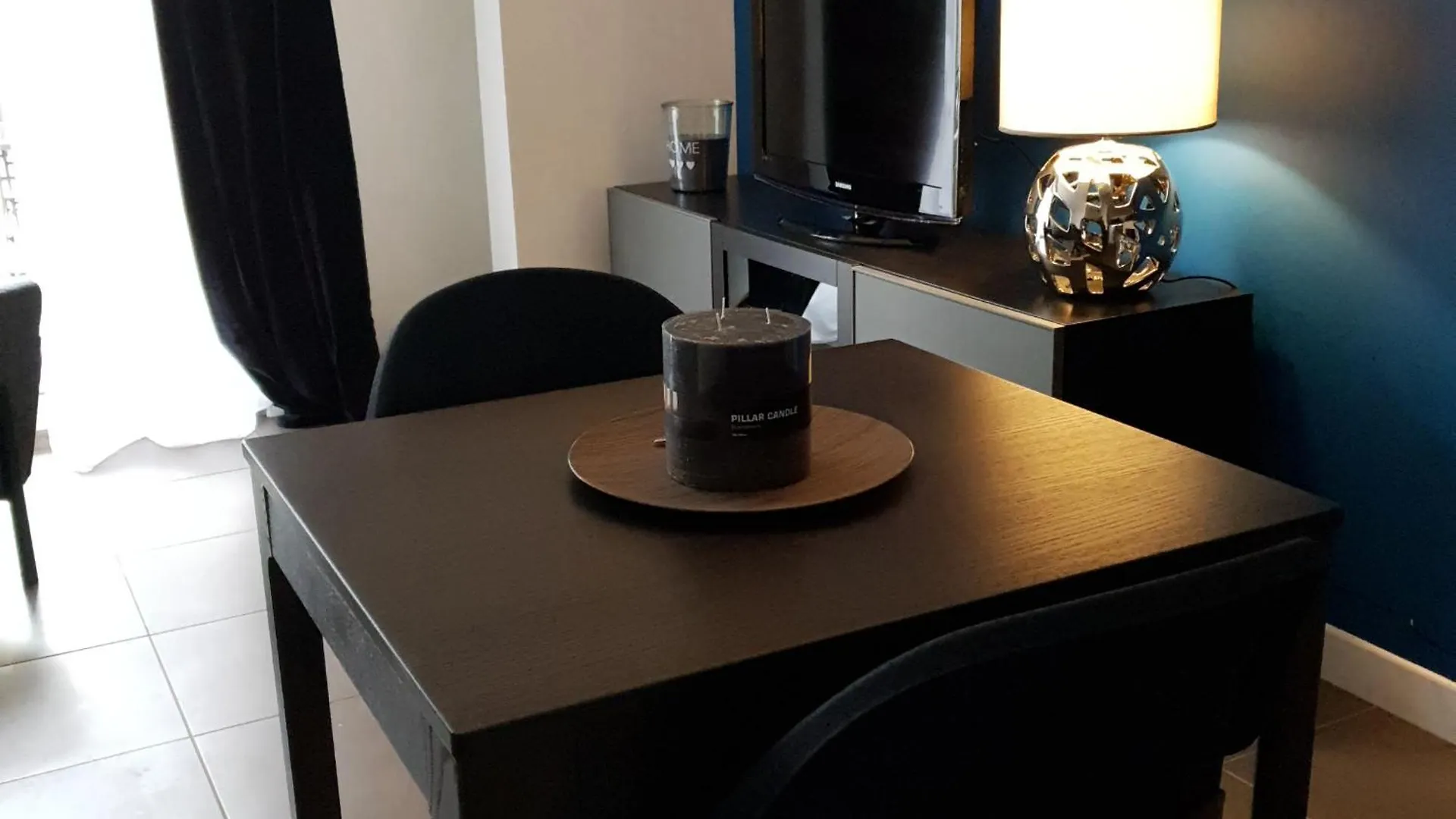Ferienwohnung Dari'S Host Arcueil