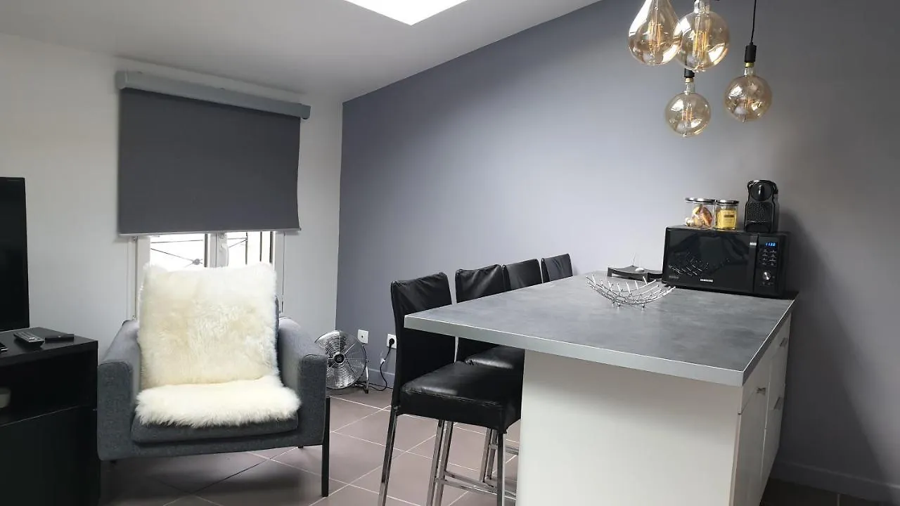 Ferienwohnung Dari'S Host Arcueil 0*,  Frankreich